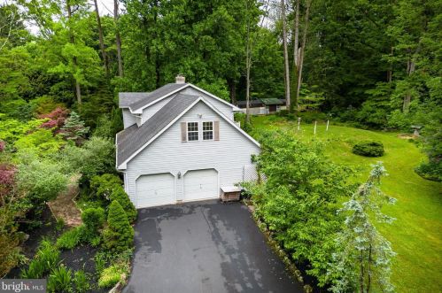 96 Steinmetz Rd, Collegeville PA  19473-1422 exterior