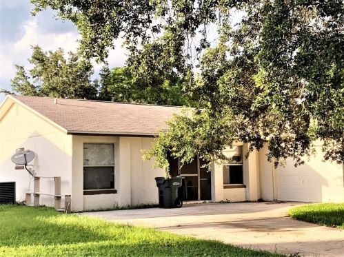 703 Duffer Ln, Kissimmee, FL 34759-4114
