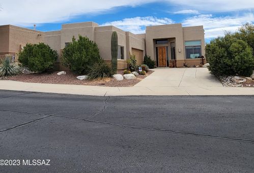 8310 Starfinder Pl, Tucson, AZ 85704-2185
