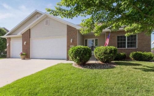 2524 Yorkshire St, Ames, IA 50010-1146