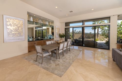 29 Sun Ridge Cir, Rancho Mirage CA  92270-2641 exterior