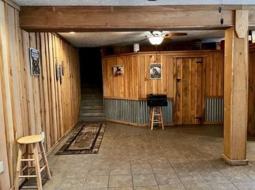 24480 Bushby Rd, Laurelville OH  43152-9712 exterior