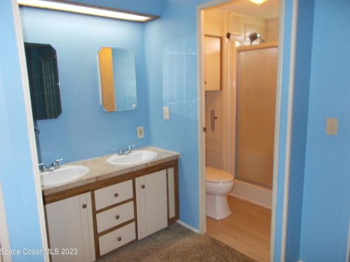 927 Hyacinth Cir, Sebastian FL  32976-7668 exterior