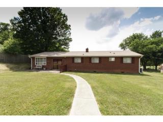 820 Sellars Mill Rd, Burlington, NC 27217-3193