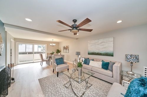 25921 Oak St, Lomita, CA 90717-3161