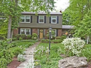 490 Almar Dr, Pittsburgh, PA 15237-4870