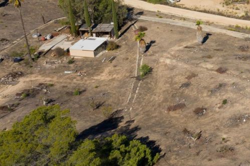 15863 Sequan Truck Trl, Alpine CA  91901-3501 exterior