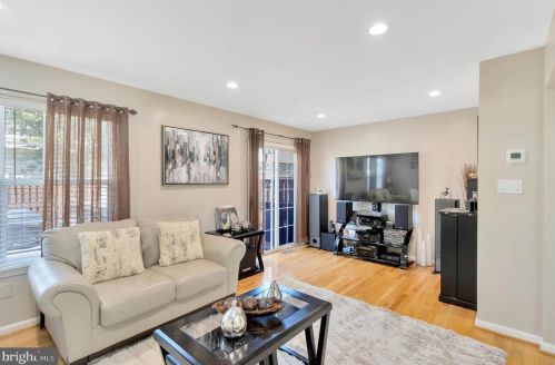 770 Vanderbilt Ter, Leesburg VA  20175-4085 exterior