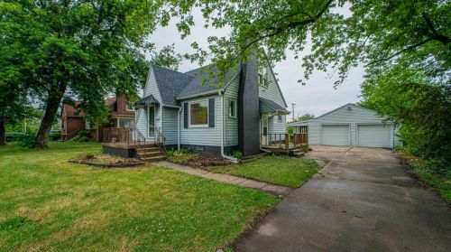 509 212th Pl, Dyer, IN 46311-1426