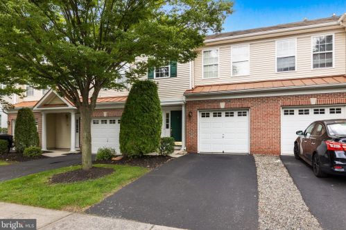309 Lisa Way, Riverton, NJ 08077-1549