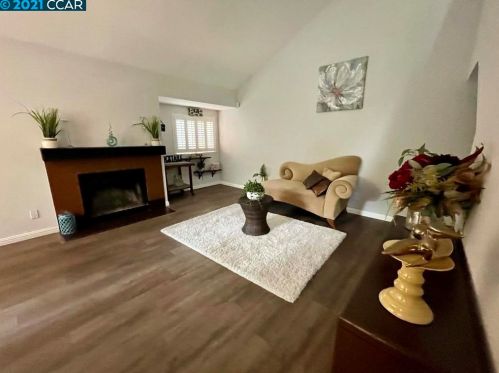 618 Fig Tree Ln, Pacheco, CA 94553-4186