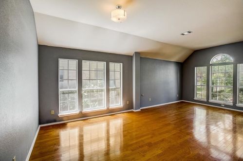 100 Parque Cir, Georgetown TX 78626-4537 exterior