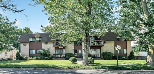 76 Maple Tree Ave, Stamford, CT 06906-2210