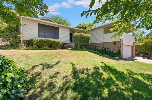 15 Rockridge Rd, Oroville, CA 95966-3639