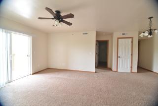 104 Gardens Ct, Farley, IA 52046