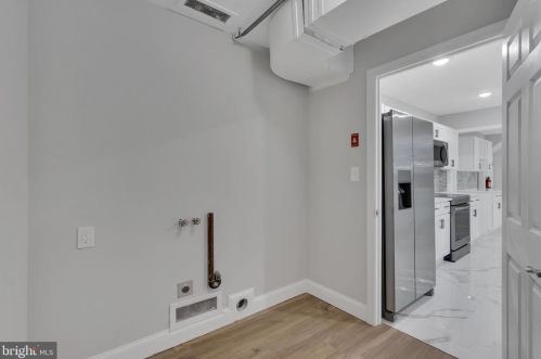 83 Hamilton Ln, Willingboro NJ  08046-1704 exterior