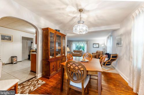 408 Hobart Dr, Tavistock NJ  08033-3623 exterior