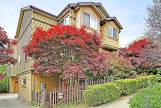 3655 Dayton Ave, Seattle, WA 98103-8510