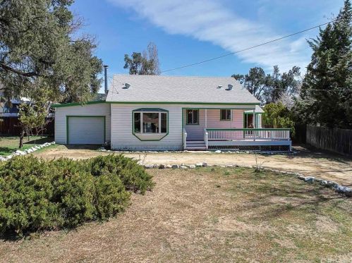 1004 Coldwater Dr, Frazier Park, CA 93225-9606