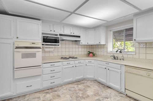 804 Reeder Ave, Covina CA 91724-1620 exterior