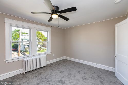 17 Ridgeway Ave, Manor PA  19036-1923 exterior