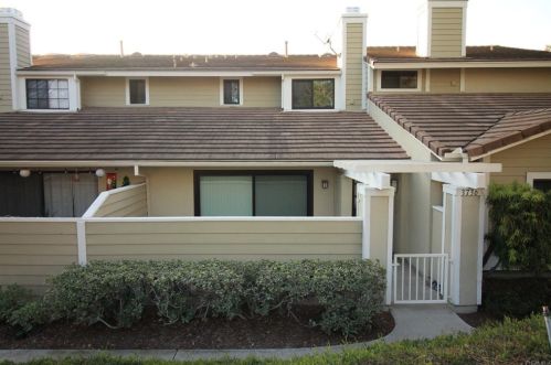 3736 Carmel View Rd, San Diego, CA 92130-2559