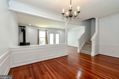 350 Hedgestone Ter, Leesburg VA 20176-4871 exterior