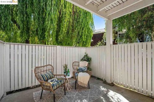 55 Bayside Ct, Richmond CA  94804-7443 exterior