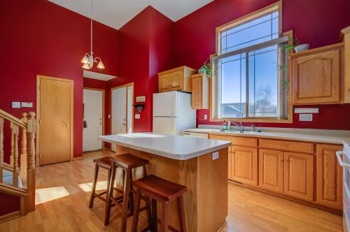 5325 16th St, Saint Cloud, MN 56303-4674