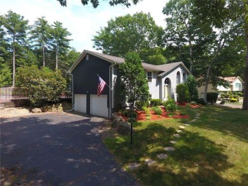 119 Wood Cove Dr, Coventry, RI 02816-6525