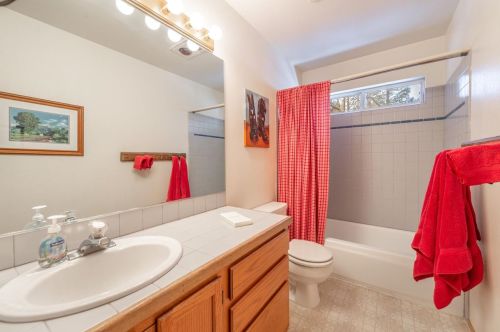 14836 Northwoods Blvd, Truckee CA 96161-7053 exterior