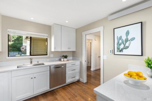 16 Eucalyptus Knoll St, Mill Valley CA  94941-2287 exterior