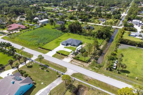 17224 Orange Blvd, Town Of Loxahatchee Groves, FL 33470-6055
