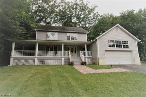 315 Rockaway St, Boonton, NJ 07005-1322