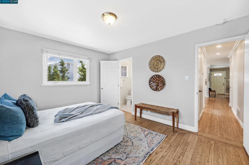 1831 Oakmead Dr, Concord CA 94520-3006 exterior