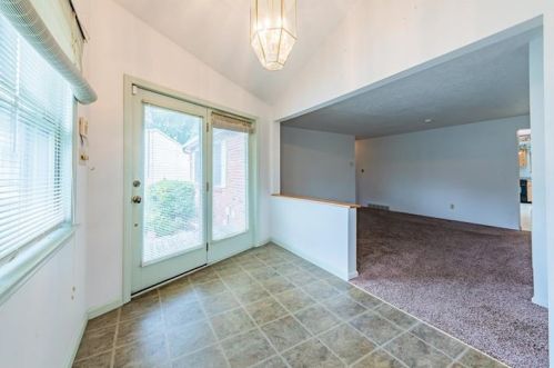 164 Easy St, Latrobe, PA 15650-9131