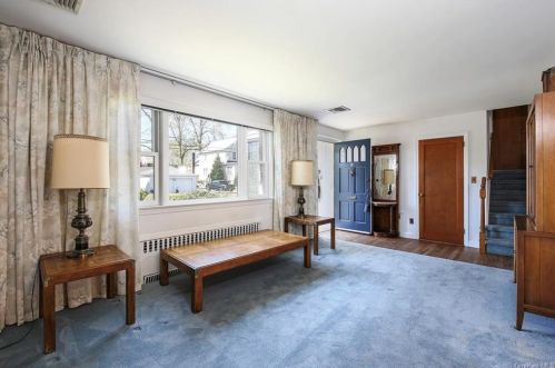 140 Webster Rd, Scarsdale, NY 10583-5817