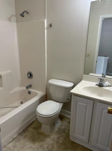 2851 Sequoia Dr, Macungie PA  18062-8431 exterior