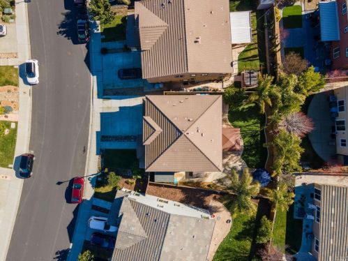 7018 Westminster Ct, Vacaville CA  95687-8254 exterior