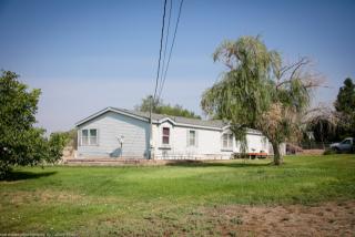 400 Kader Ln, Selah, WA 98942-9742
