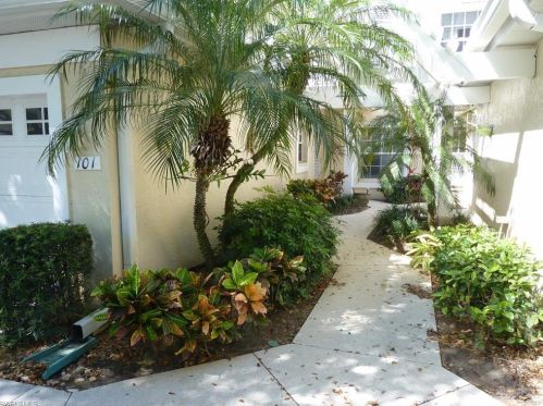 2847 Aintree Ln, Naples, FL 34112-9303