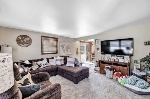 1170 Laverne Dr, Green Bay, WI 54311-5942