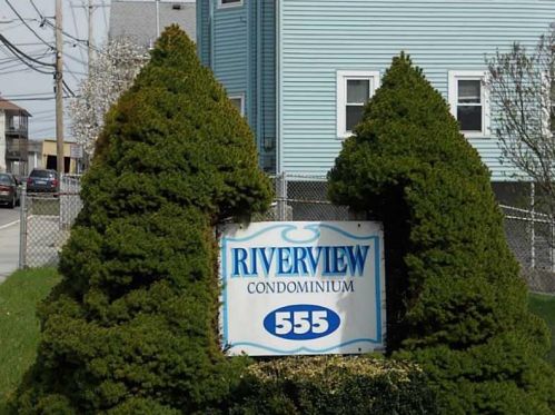 555 Diamond Hill Rd, Woonsocket, RI 02895-1478