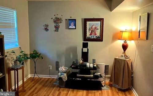 9697 Hagel Cir, Lorton, VA 22079-4315