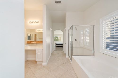 33260 Embassy Ave, Temecula CA  92592-1362 exterior