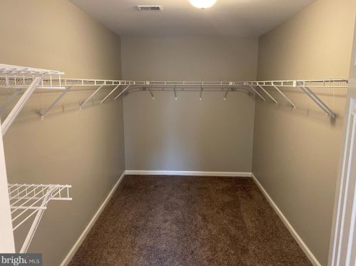 35 Chadwick Dr, Charles Town WV  25414-4464 exterior