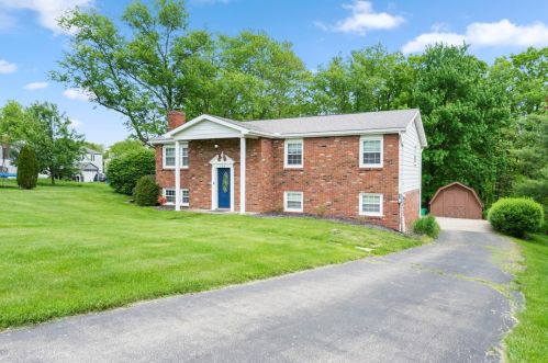 109 Redbud Dr, Beaver Falls PA  15010-1152 exterior