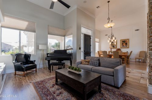 8738 Voltaire Ave, Scottsdale, AZ 85260-4128
