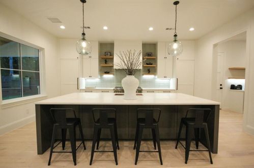 1509 El Campo Dr, Dallas TX 75218-3523 exterior