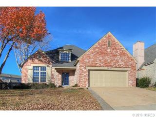 7622 Fulton Ave, Tulsa, OK 74136-8221